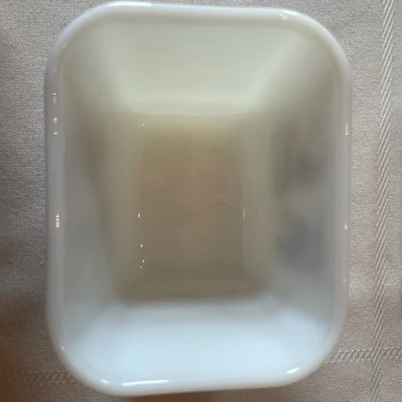 Vintage Pyrex Refrigerator Dish w/ lid, Early American, 501B, 1 1/2 cup - Picture 8 of 12